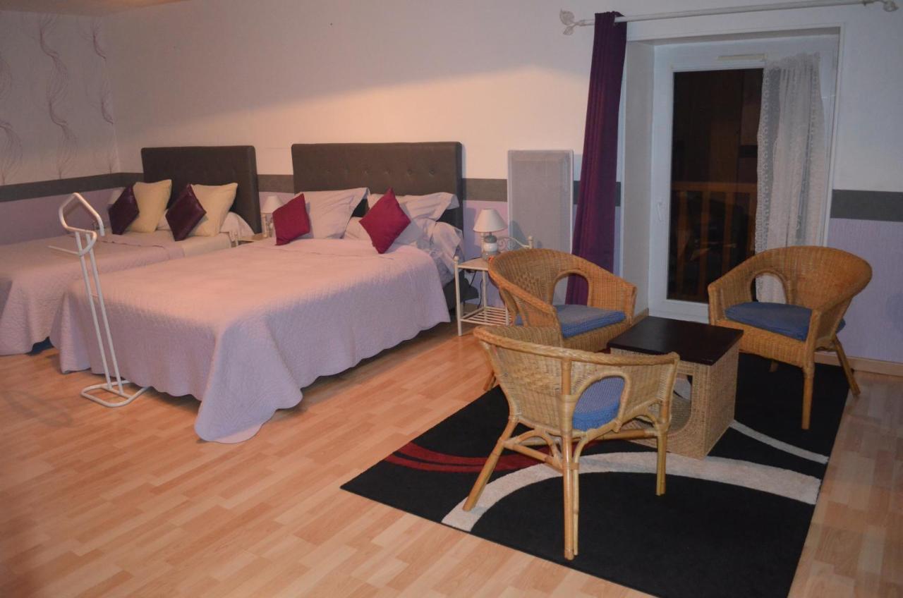 Logis De Chezelles Bed and Breakfast Sidiailles Eksteriør billede